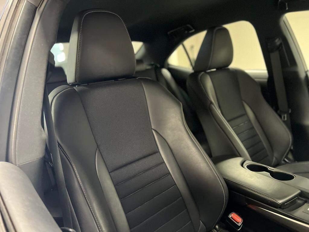 Used Lexus IS for sale - 77769306: Photo 12