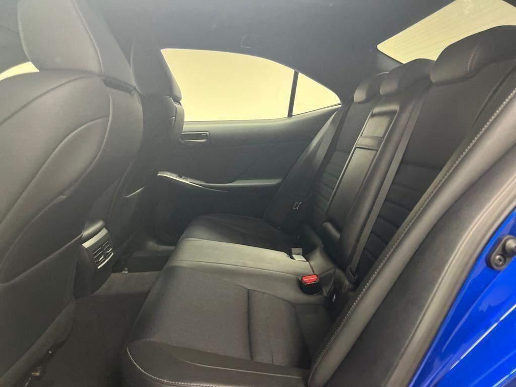 Used Lexus IS for sale - 77769306: Photo 13