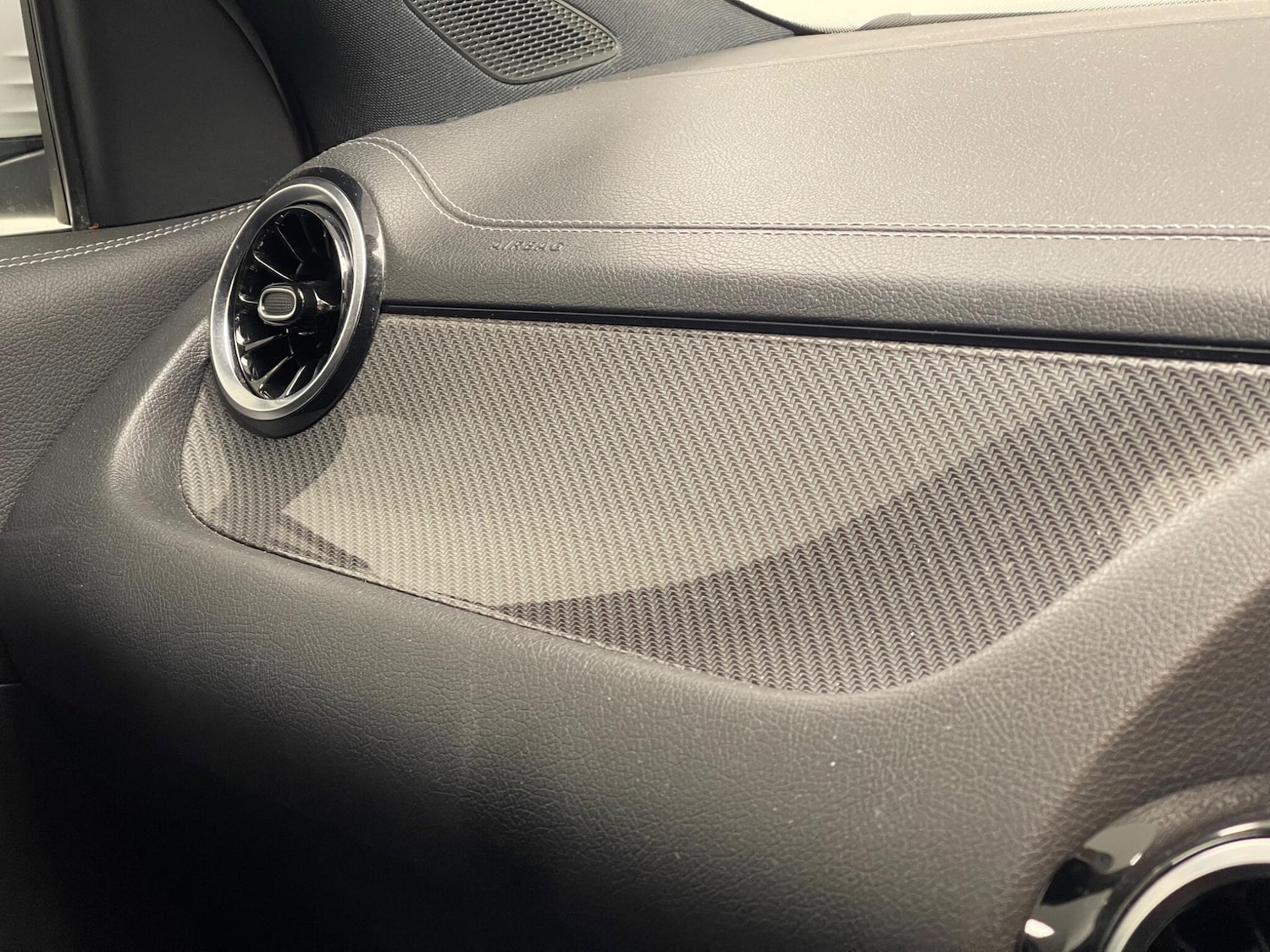 Used Mercedes-Benz GLA 2022 for sale - 76752566: Photo 40