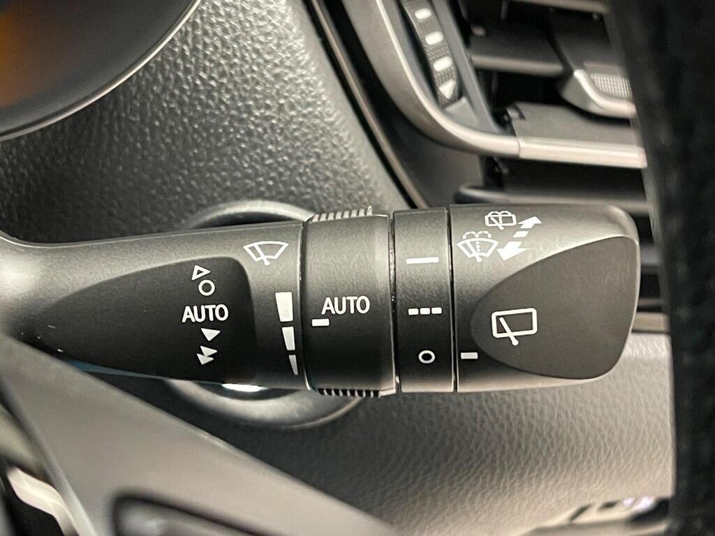 Used Toyota C-HR 2022 for sale - 76855891: Photo 11