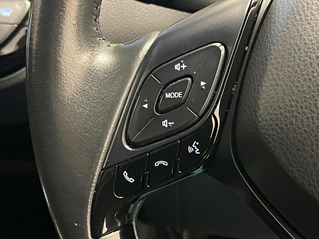 Used Toyota C-HR 2022 for sale - 76855891: Photo 12
