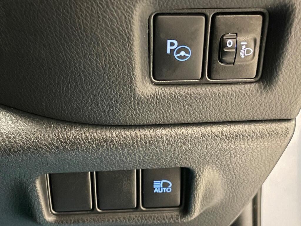 Used Toyota C-HR 2022 for sale - 76855891: Photo 14