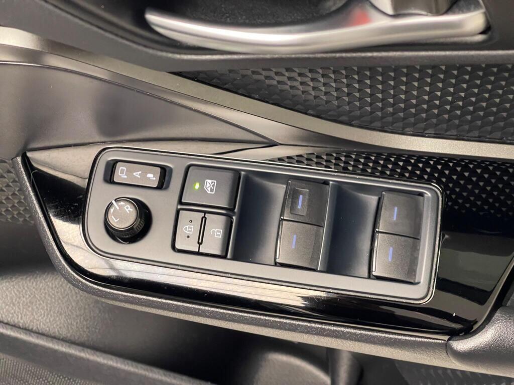 Used Toyota C-HR 2022 for sale - 76855891: Photo 16