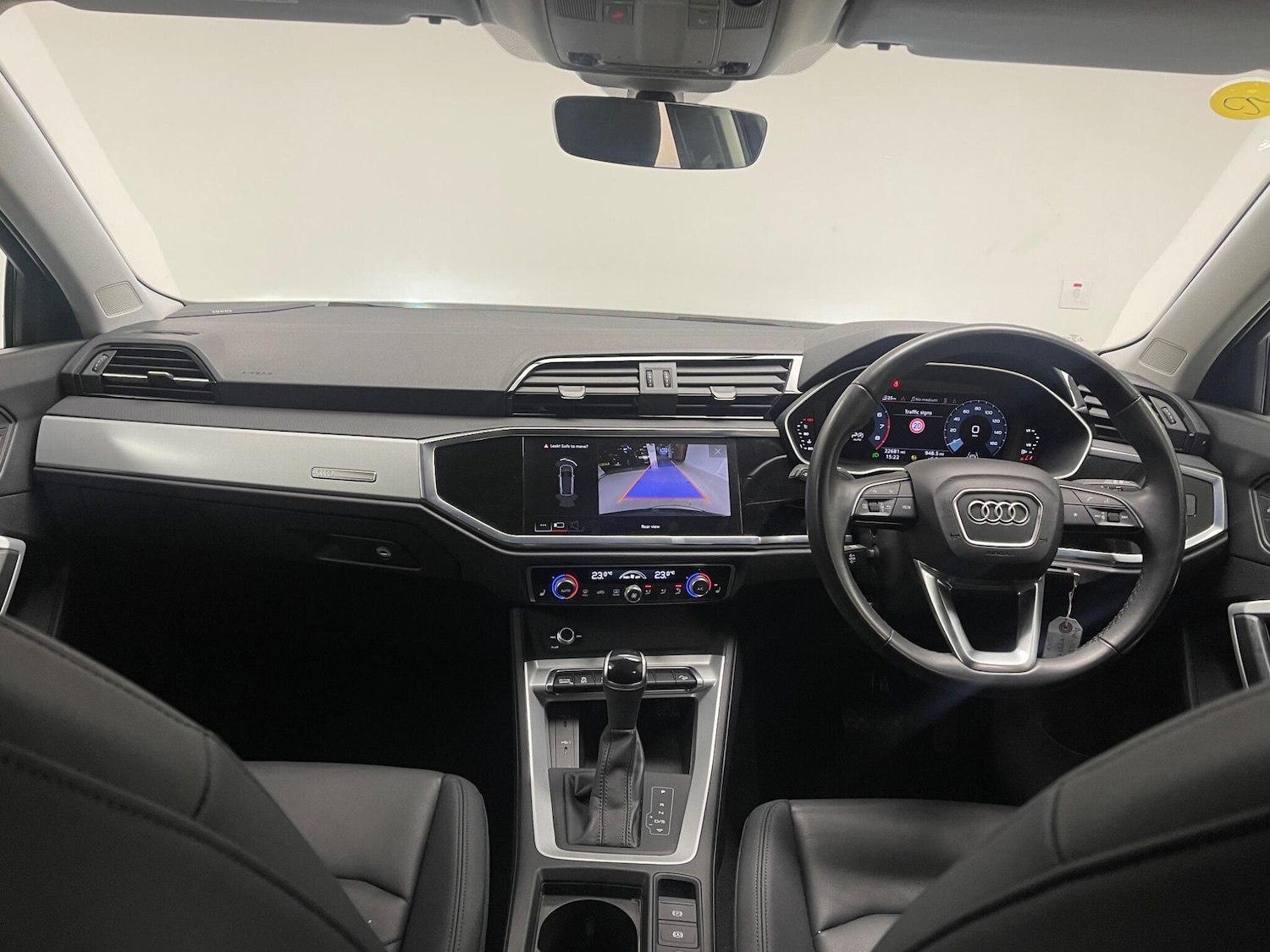 Used Audi Q3 2023 for sale - 77143047: Photo 10