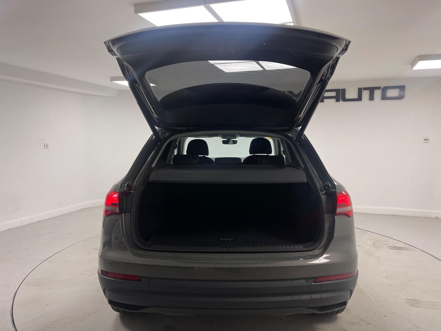 Used Audi Q3 2023 for sale - 77143047: Photo 31