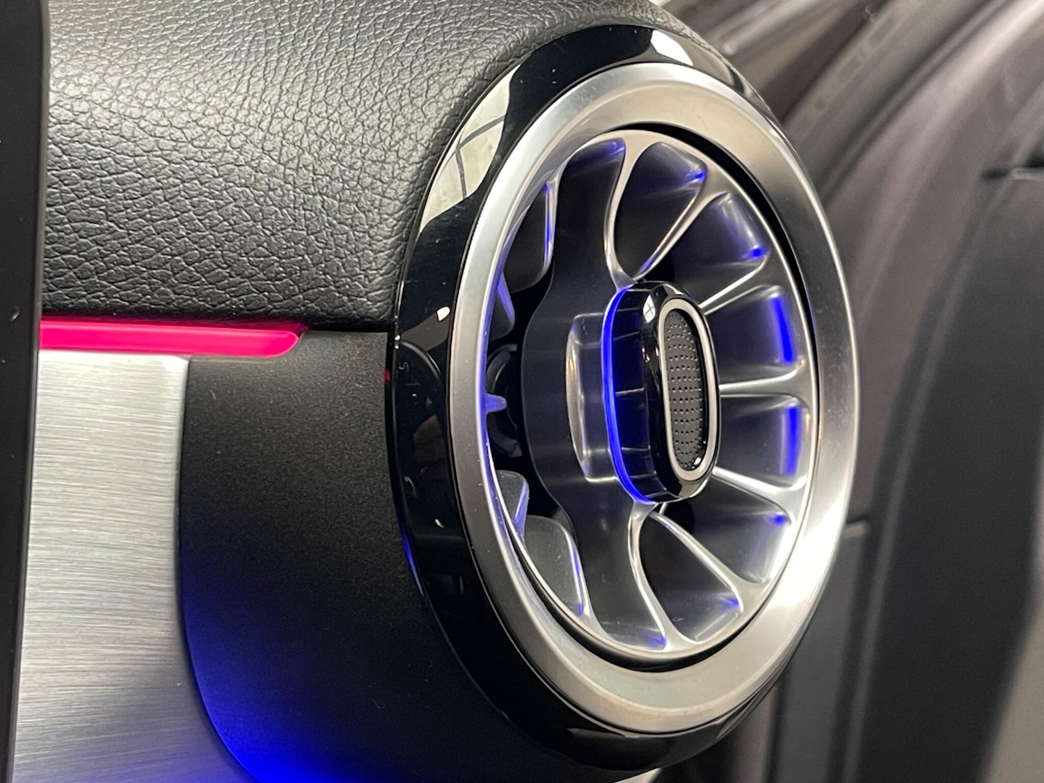 Used Mercedes-Benz A-Class 2021 for sale - 76839362: Photo 38