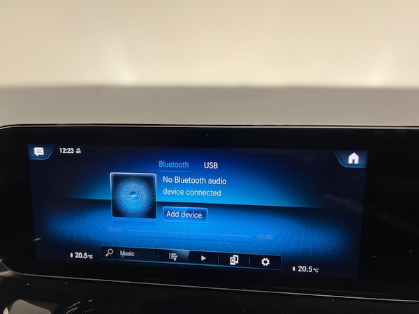 Used Mercedes-Benz GLA 2023 for sale - 74007025: Photo 25