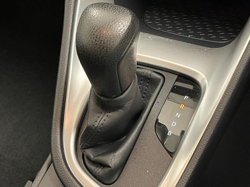 Used Toyota Yaris 2023 for sale - 76976606: Photo 3