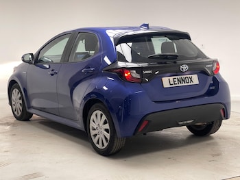 Used Toyota Yaris 2021 for sale - 77351381: Photo