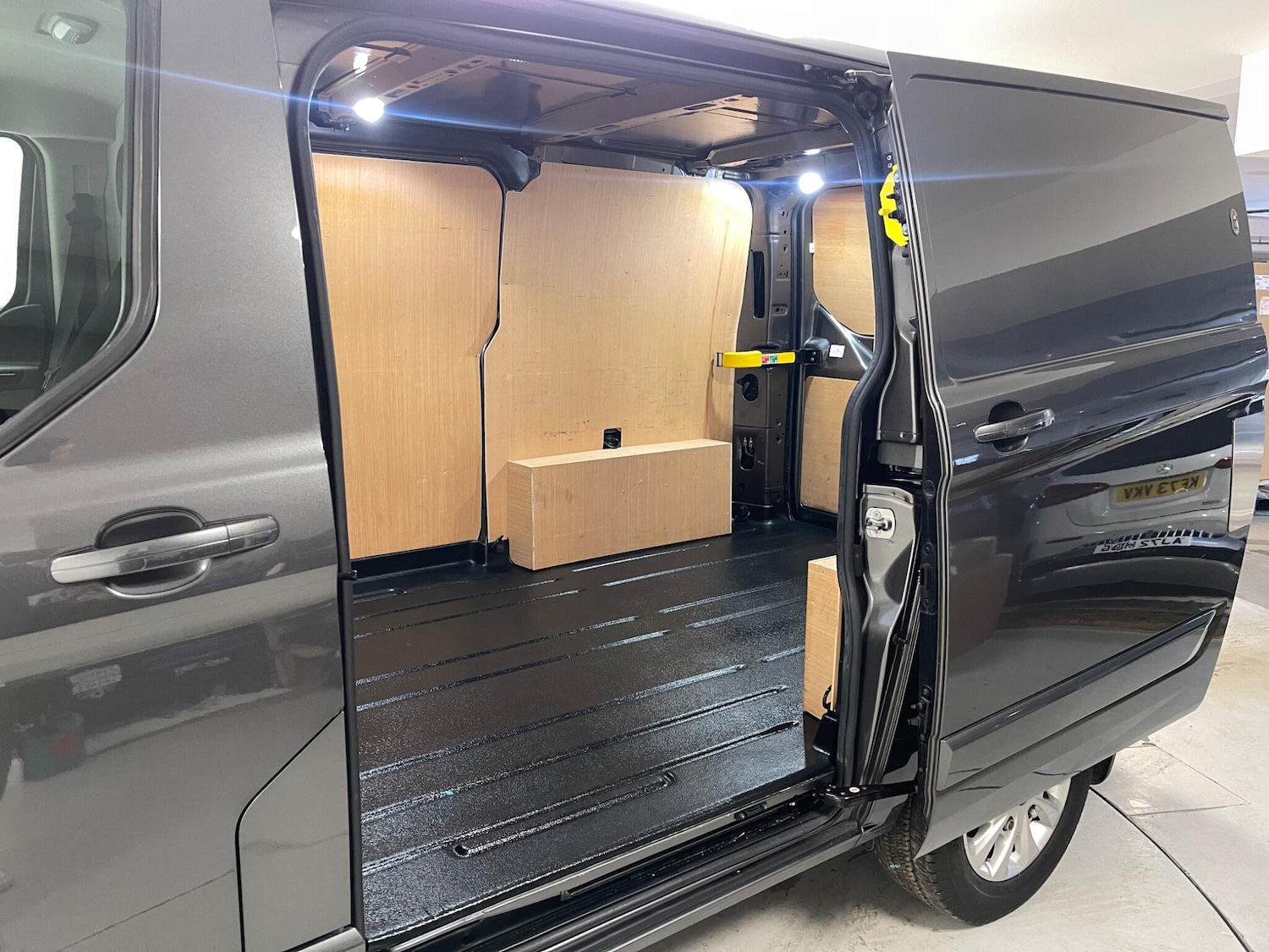 Used Ford Transit Custom 2021 for sale - 77237669: Photo 32