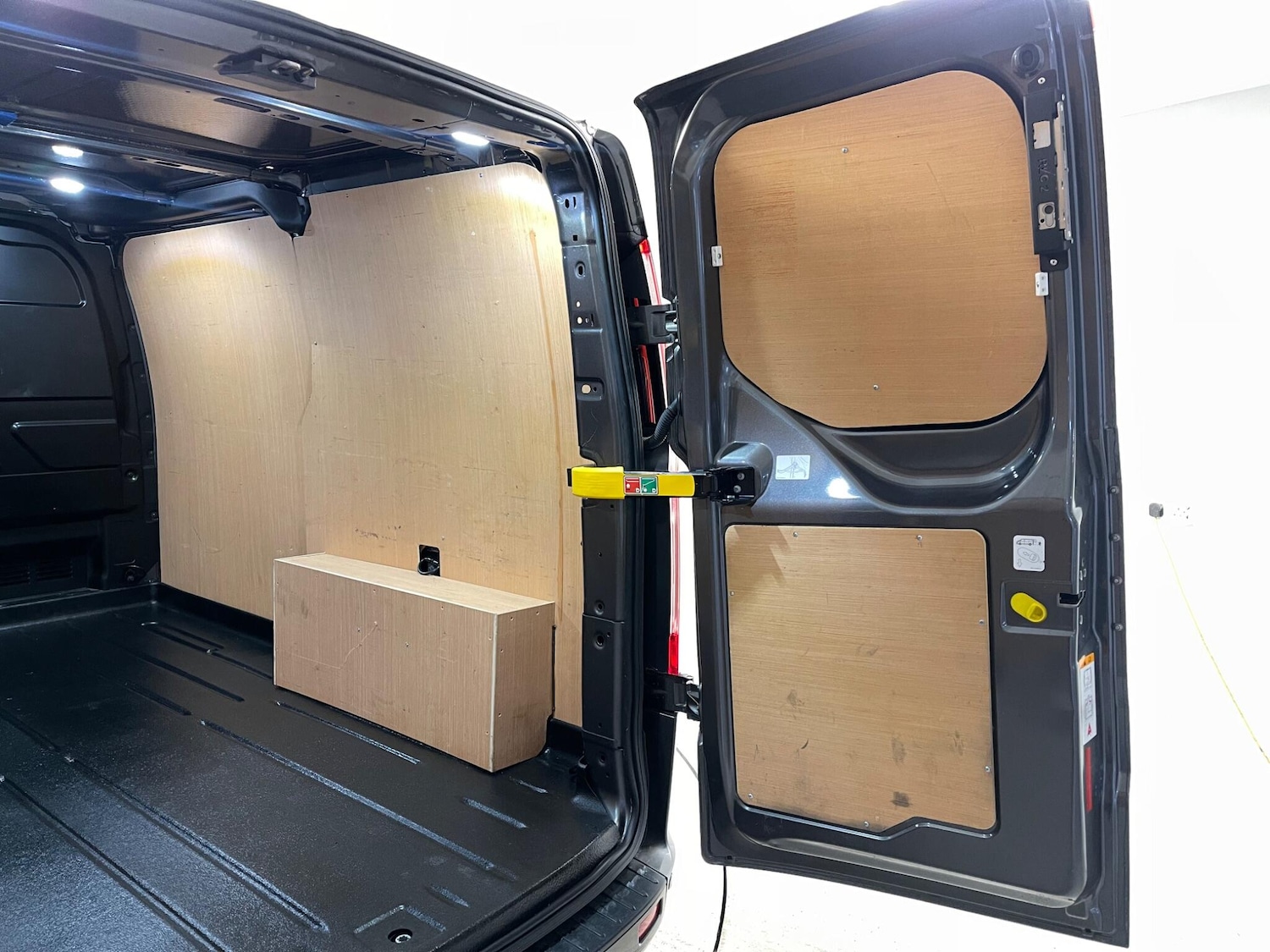 Used Ford Transit Custom 2021 for sale - 77237669: Photo 34