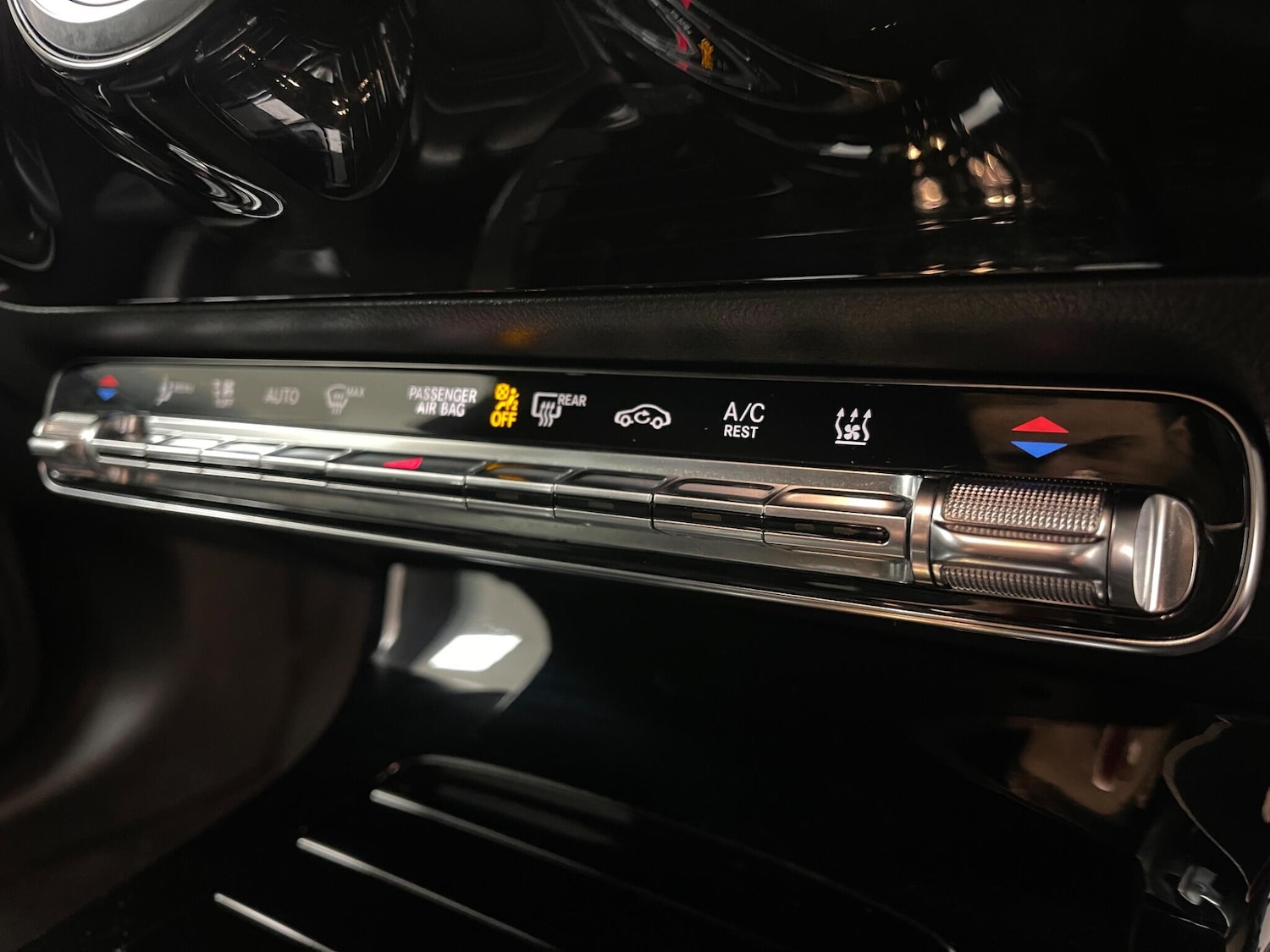 Used Mercedes-Benz CLA 2020 for sale - 77021040: Photo 43