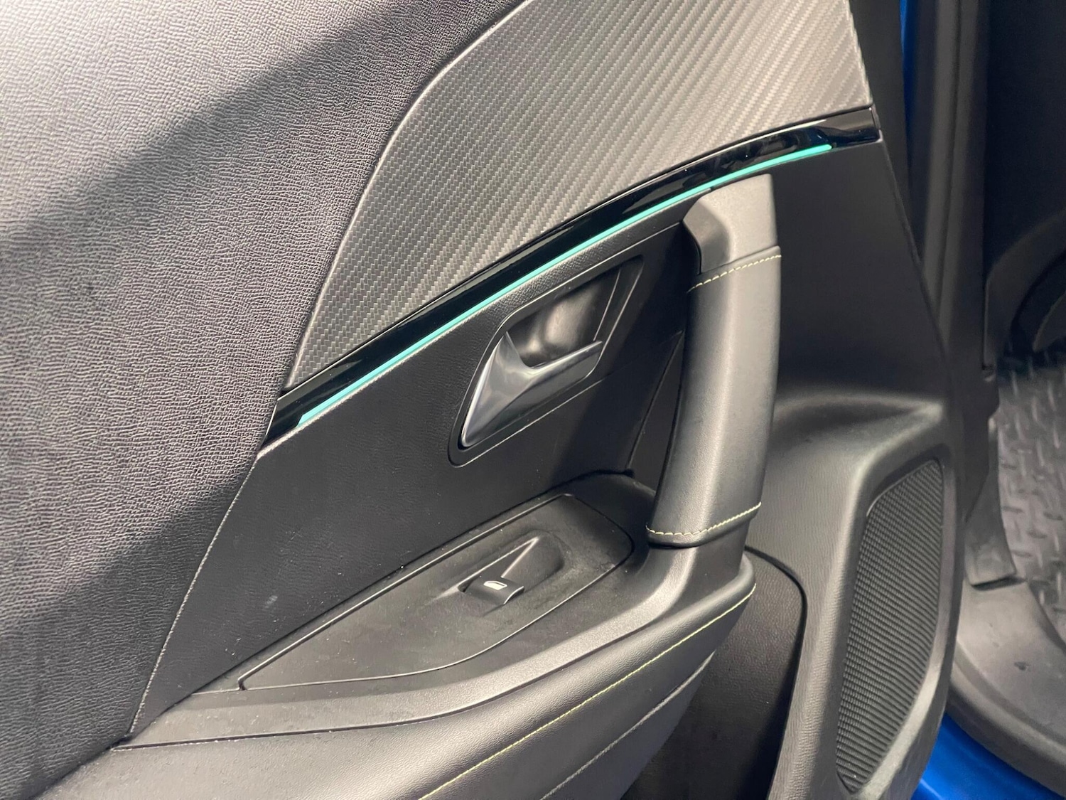 Used Peugeot 2008 2021 for sale - 77358298: Photo 30