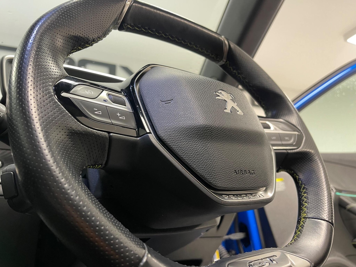 Used Peugeot 2008 2021 for sale - 77358298: Photo 38