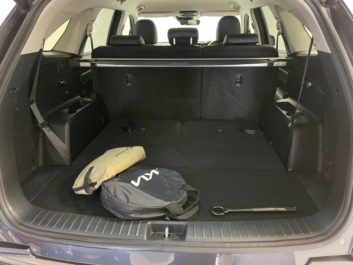 Vehicle 44