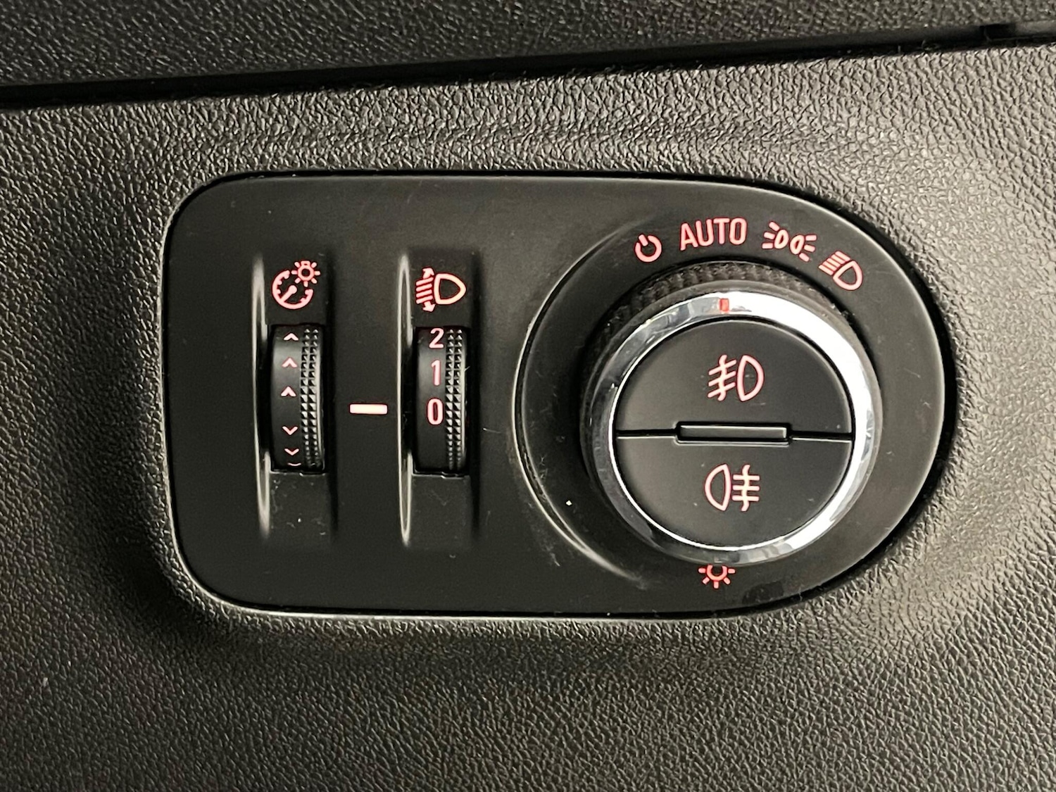 Used Vauxhall Corsa 2018 for sale - 77633758: Photo 18