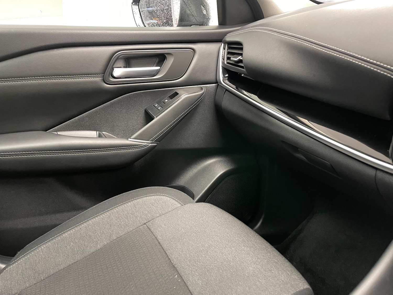 Used Nissan Qashqai for sale - 77216291: Photo 33