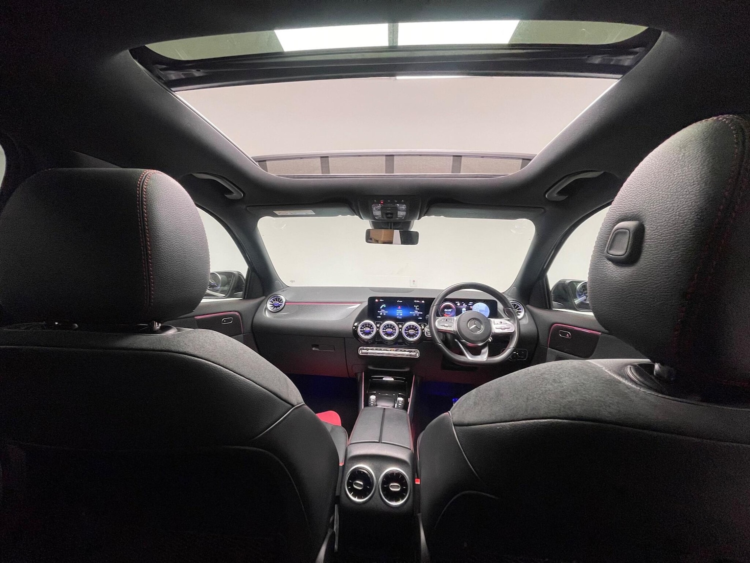 Used Mercedes-Benz GLA 2022 for sale - 77358546: Photo 8