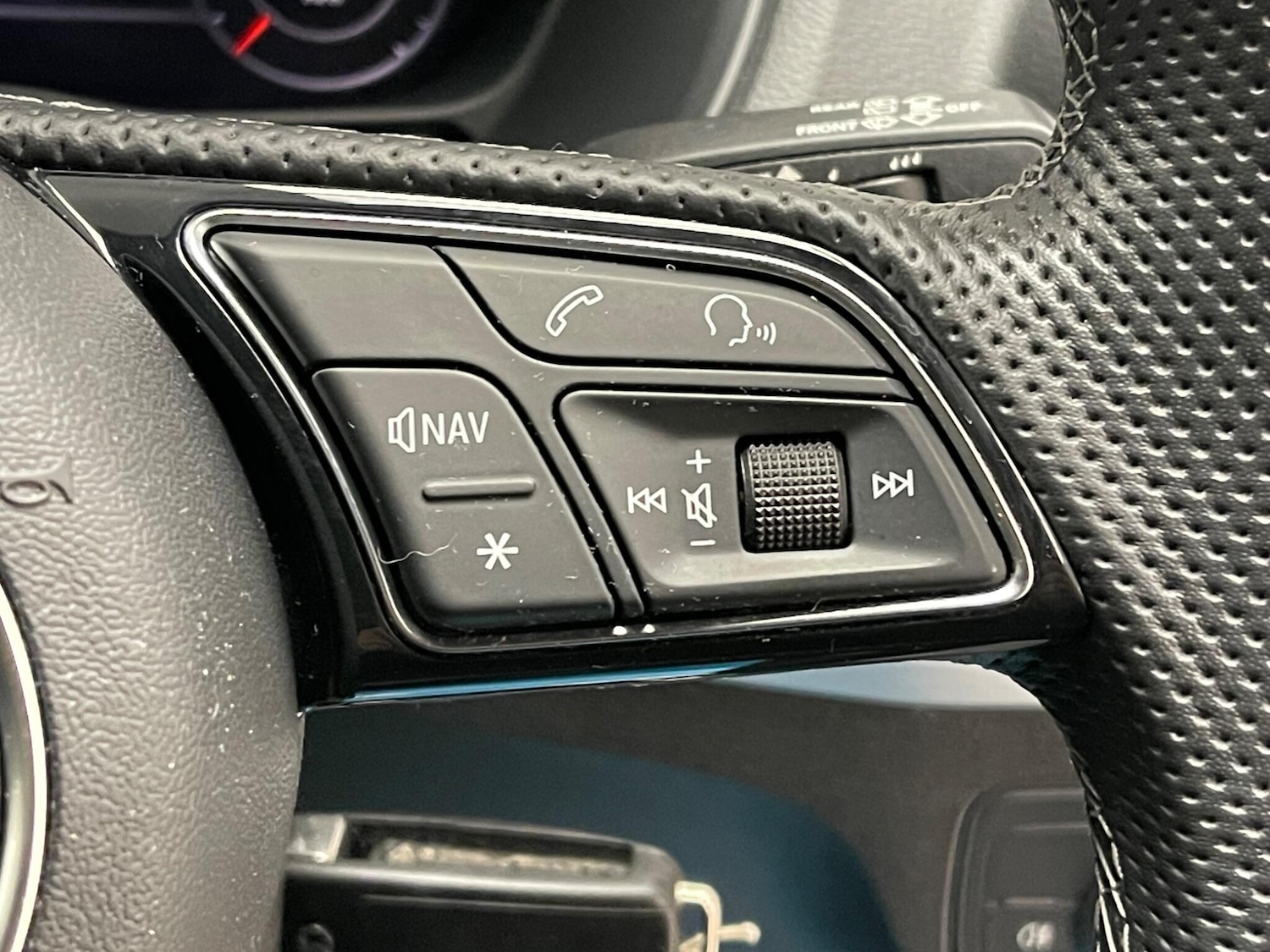 Used Audi Q2 2021 for sale - 76388259: Photo 17