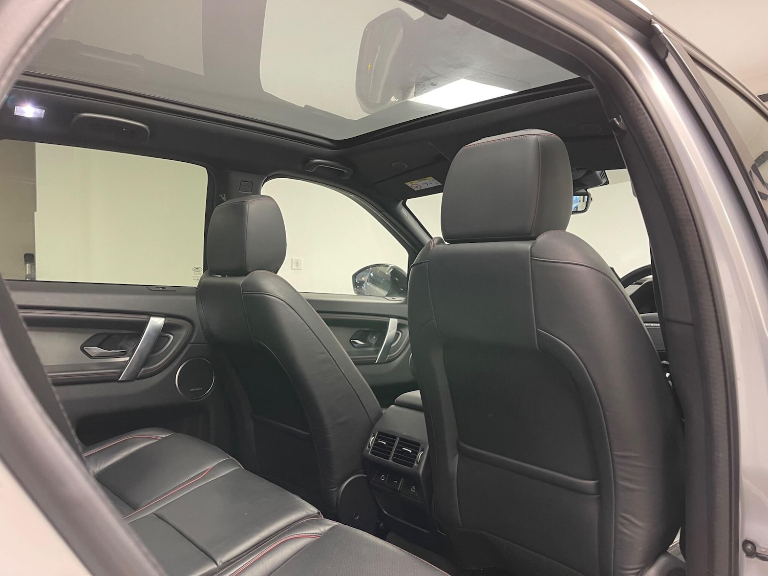 Used Land Rover Discovery Sport 2021 for sale - 76377362: Photo 13