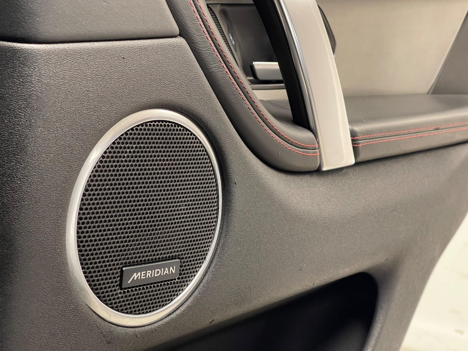 Used Land Rover Discovery Sport 2021 for sale - 76377362: Photo 16