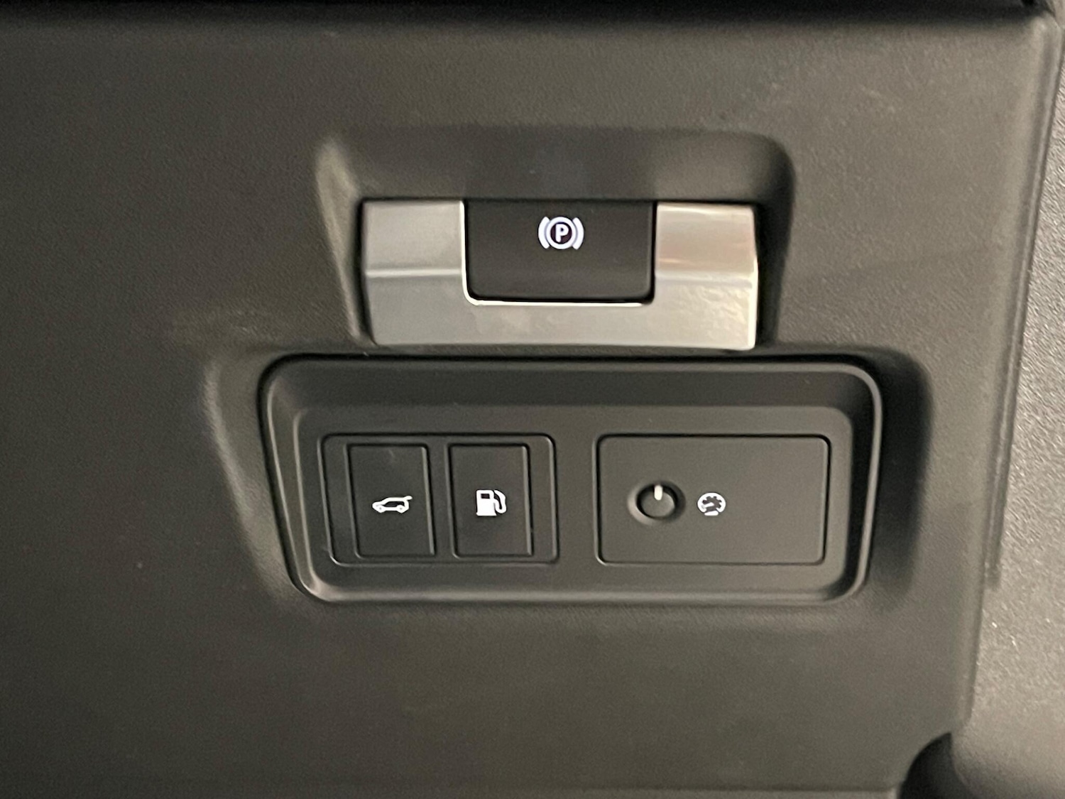 Used Land Rover Discovery Sport 2021 for sale - 76377362: Photo 24