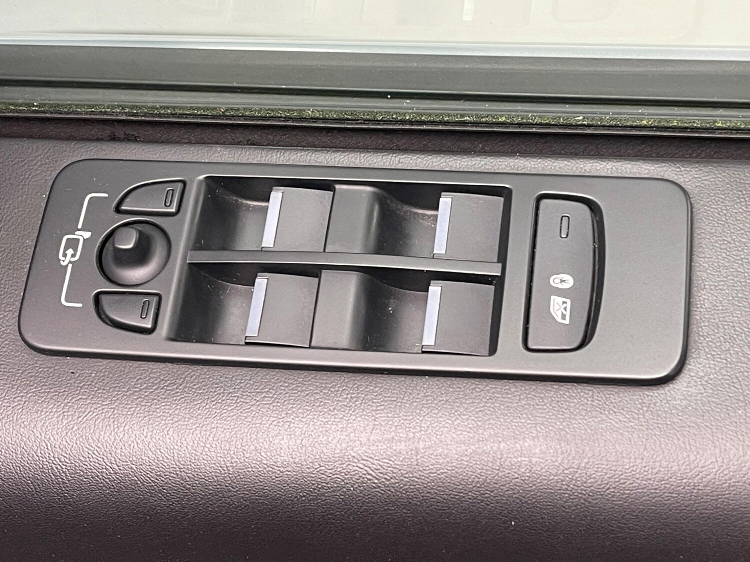 Used Land Rover Discovery Sport 2021 for sale - 76377362: Photo 26