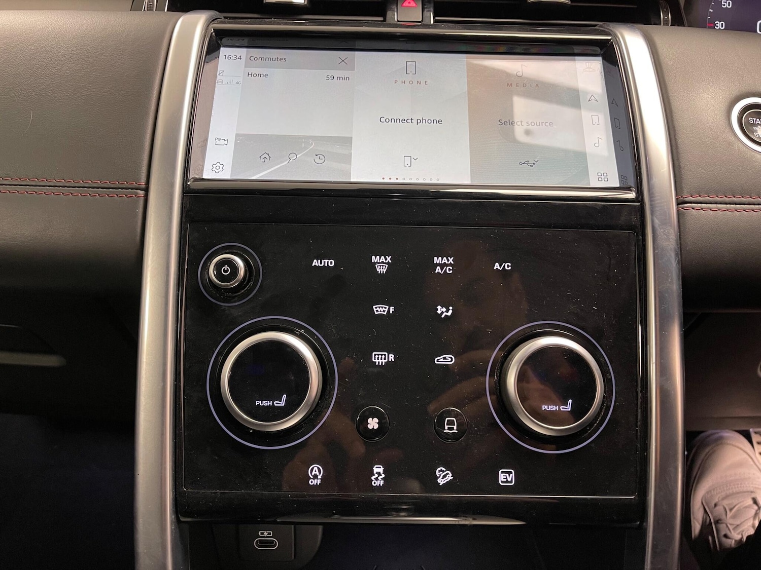 Used Land Rover Discovery Sport 2021 for sale - 76377362: Photo 31