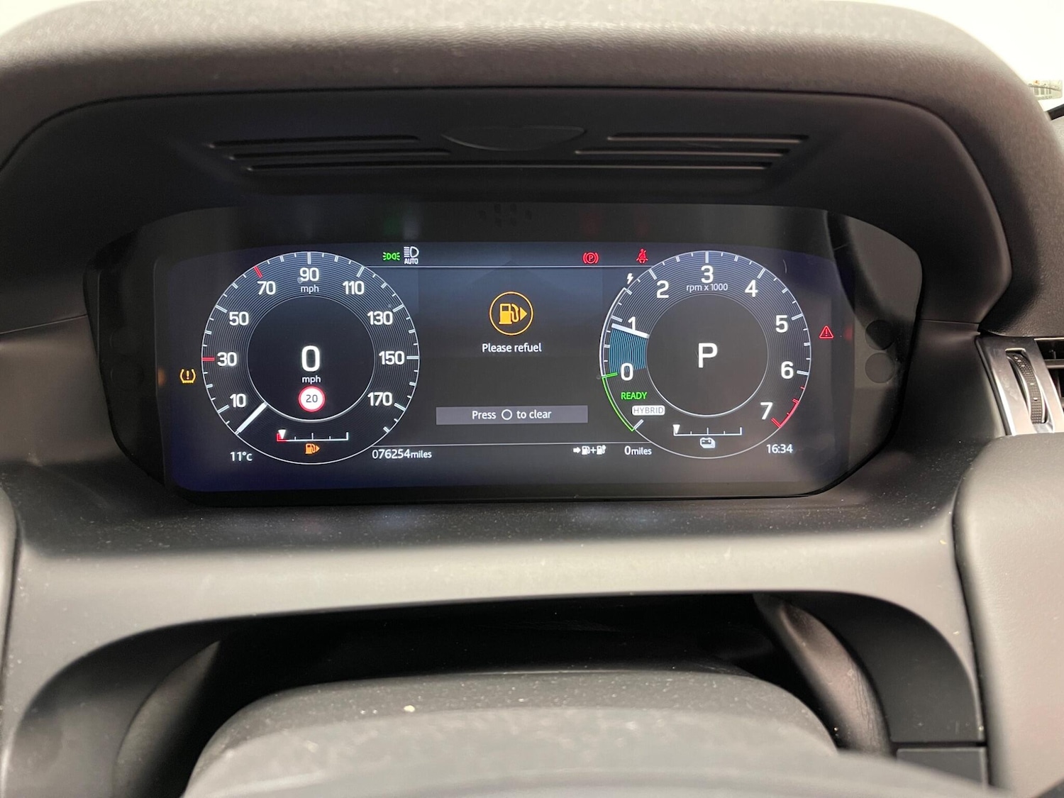 Used Land Rover Discovery Sport 2021 for sale - 76377362: Photo 32