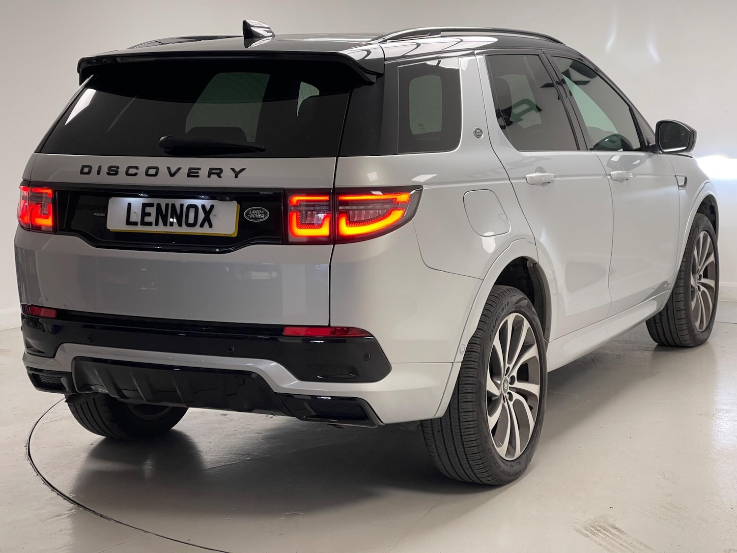 Used Land Rover Discovery Sport 2021 for sale - 76377362: Photo 6