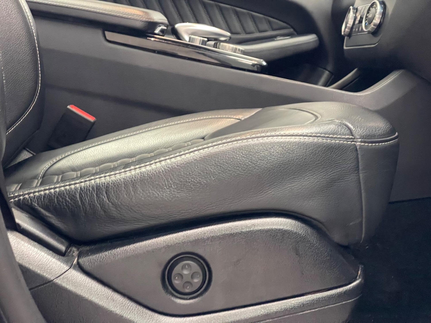 Used Mercedes-Benz GLE 2019 for sale - 77109237: Photo 24