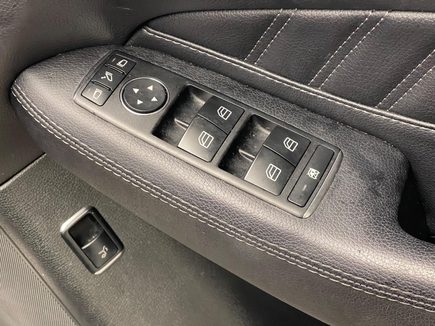 Used Mercedes-Benz GLE 2019 for sale - 77109237: Photo 27