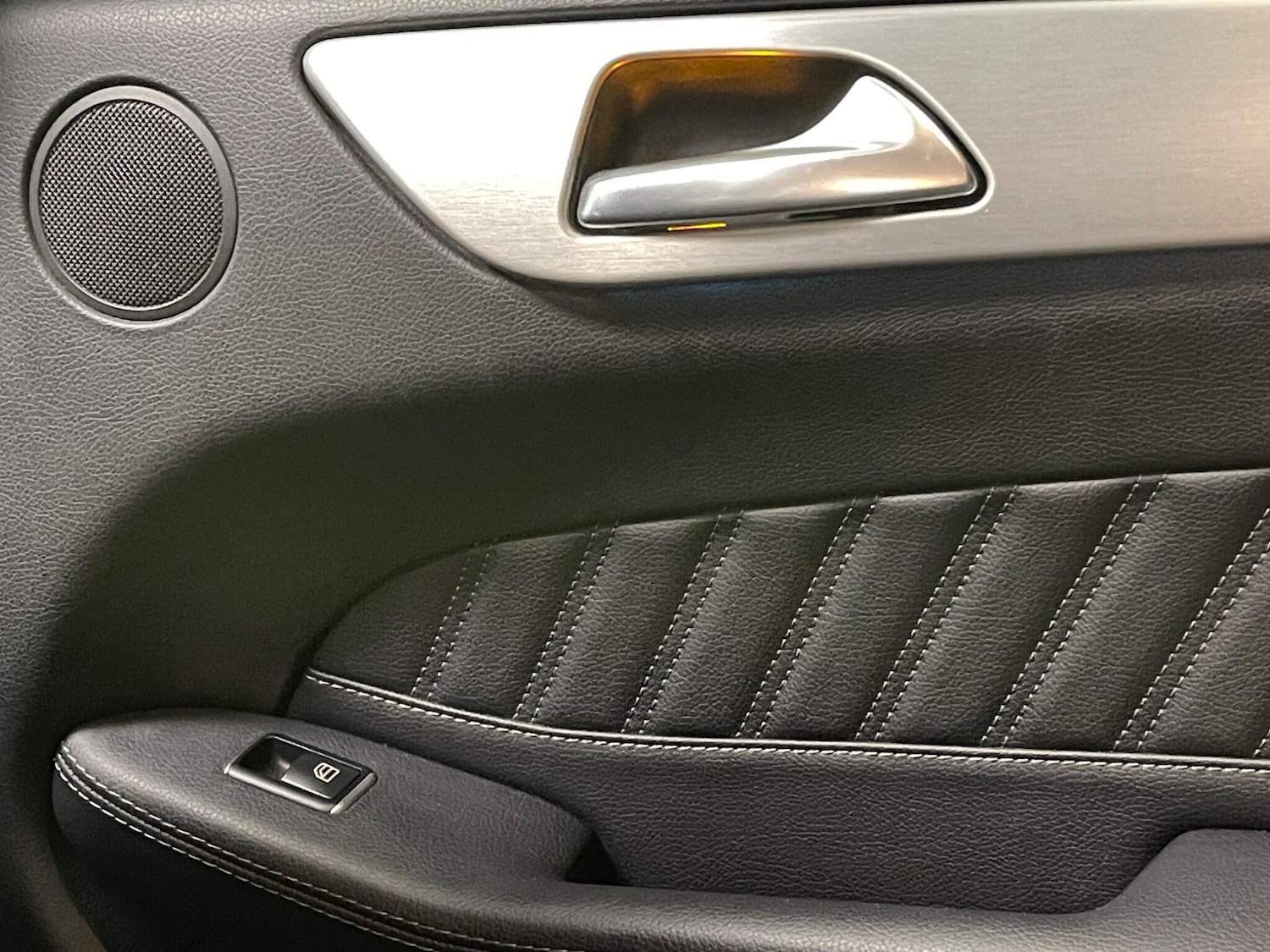 Used Mercedes-Benz GLE 2019 for sale - 77109237: Photo 28