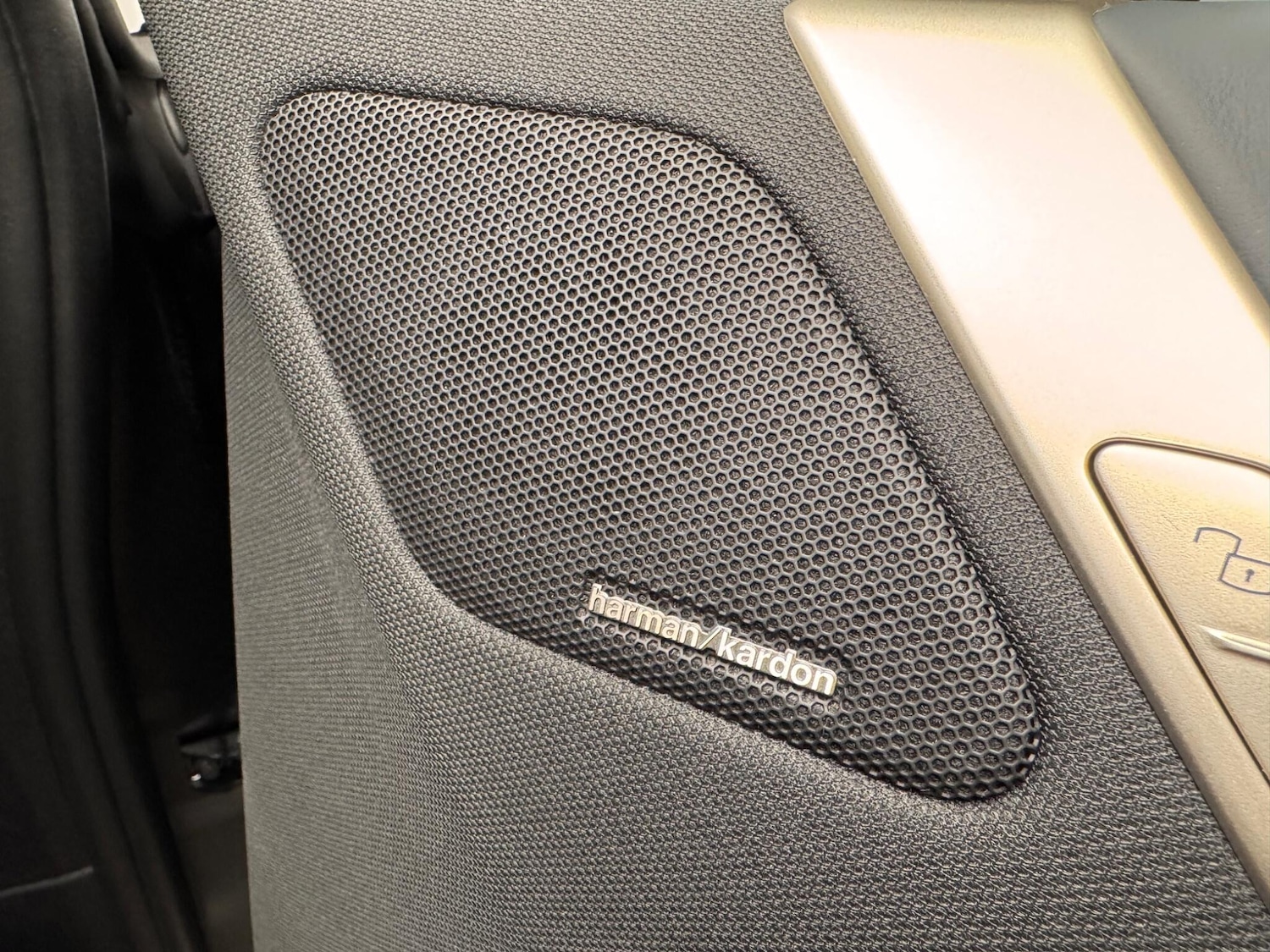 Used BMW iX 2022 for sale - 77646660: Photo 14