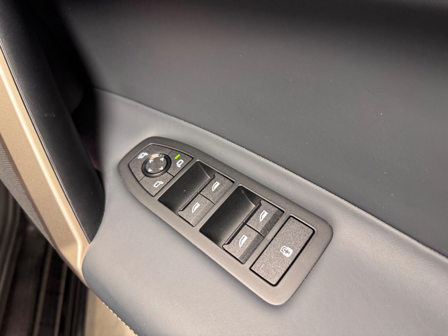 Used BMW iX 2022 for sale - 77646660: Photo 15