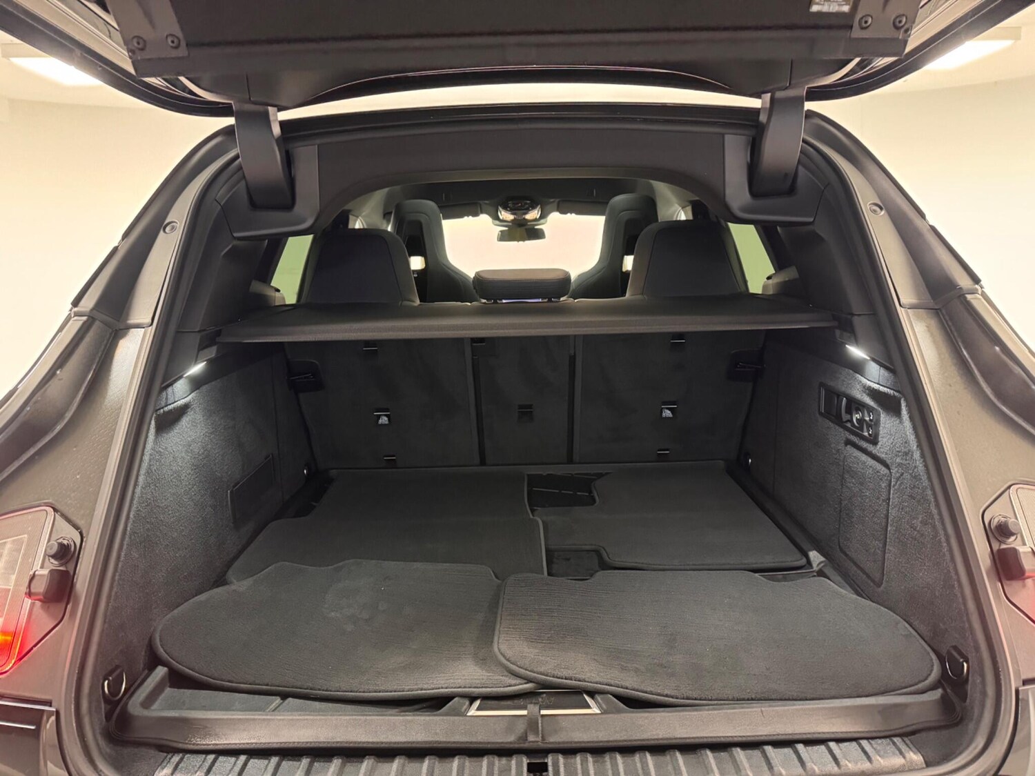 Used BMW iX 2022 for sale - 77646660: Photo 27