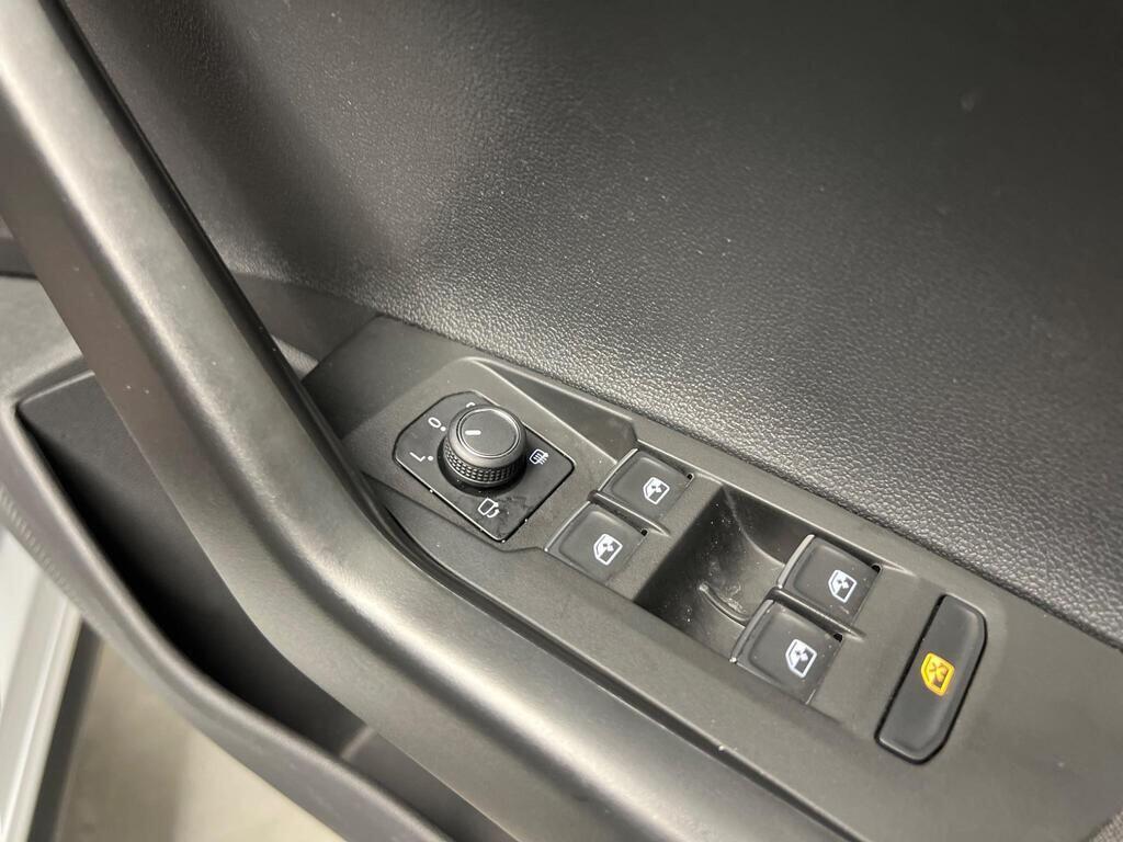 Used Volkswagen Polo 2023 for sale - 76942320: Photo 16