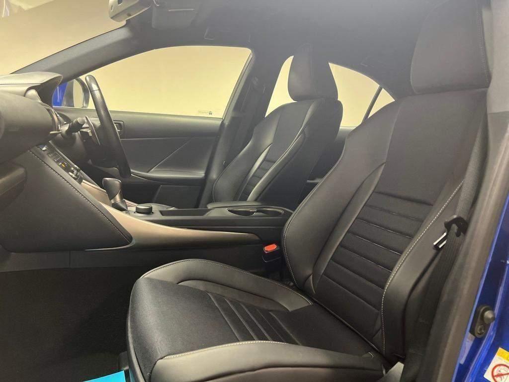 Used Lexus IS 2018 for sale - 76849686: Photo 21