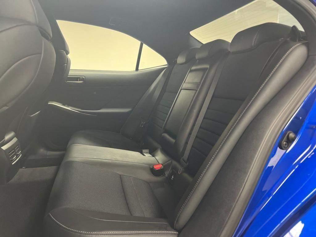 Used Lexus IS 2018 for sale - 76849686: Photo 24