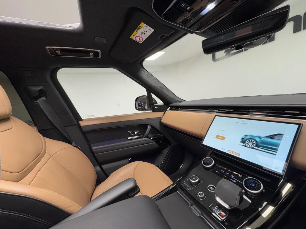 Used Land Rover Range Rover Sport 2024 for sale - 77633503: Photo 44