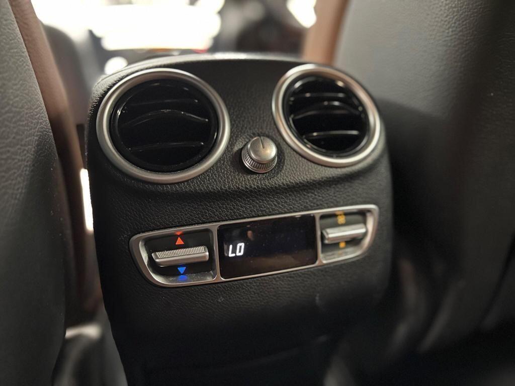 Used Mercedes-Benz GLC 2021 for sale - 76942574: Photo 16