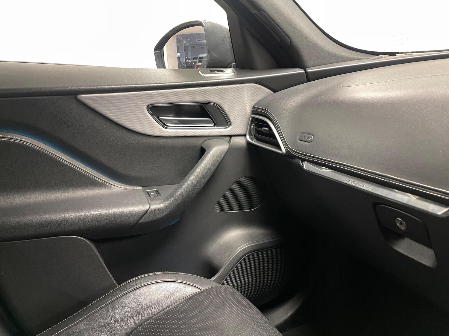 Used Jaguar F-Pace 2016 for sale - 77537272: Photo 20