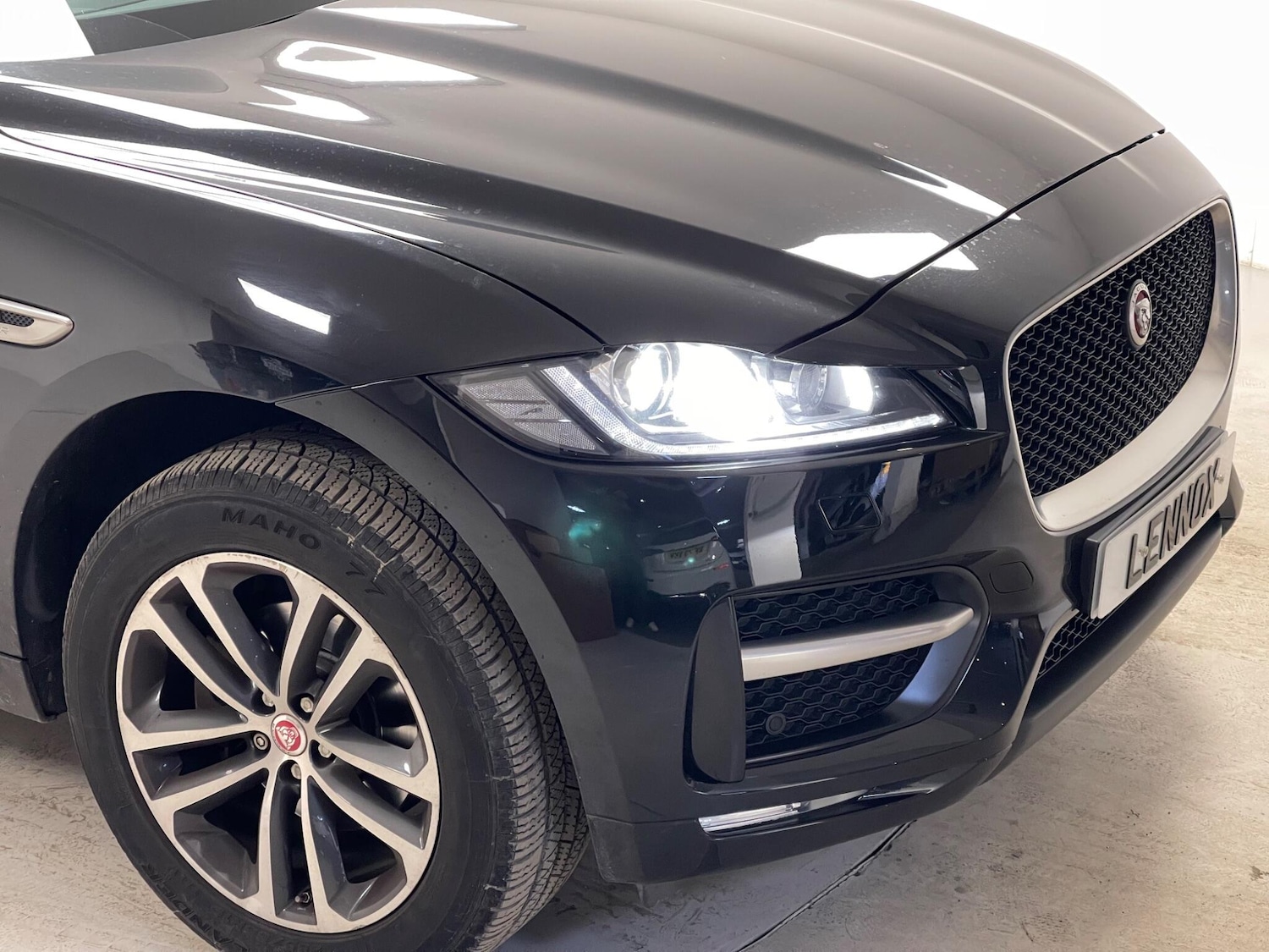 Used Jaguar F-Pace 2016 for sale - 77537272: Photo 23