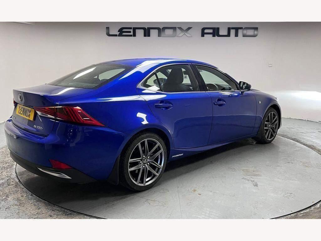 Used Lexus IS 2018 for sale - 76926234: Photo 9