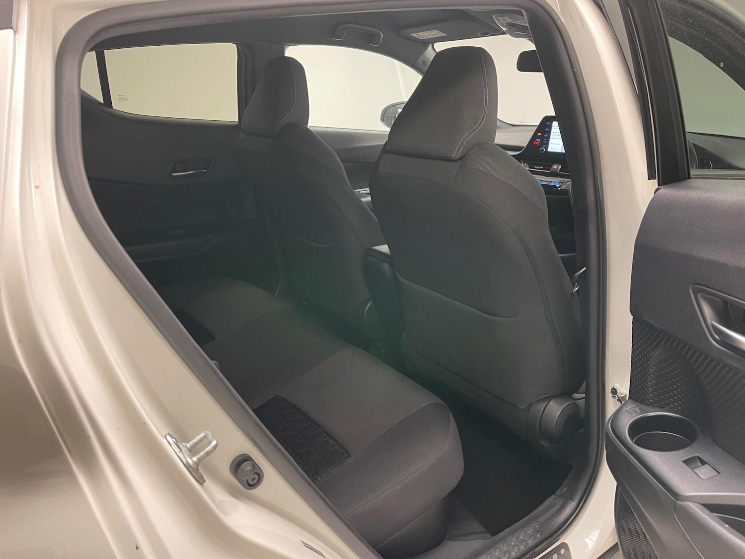 Used Toyota C-HR 2022 for sale - 76072865: Photo 13