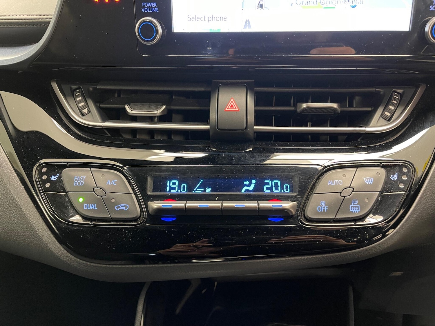 Used Toyota C-HR 2022 for sale - 76072865: Photo 25