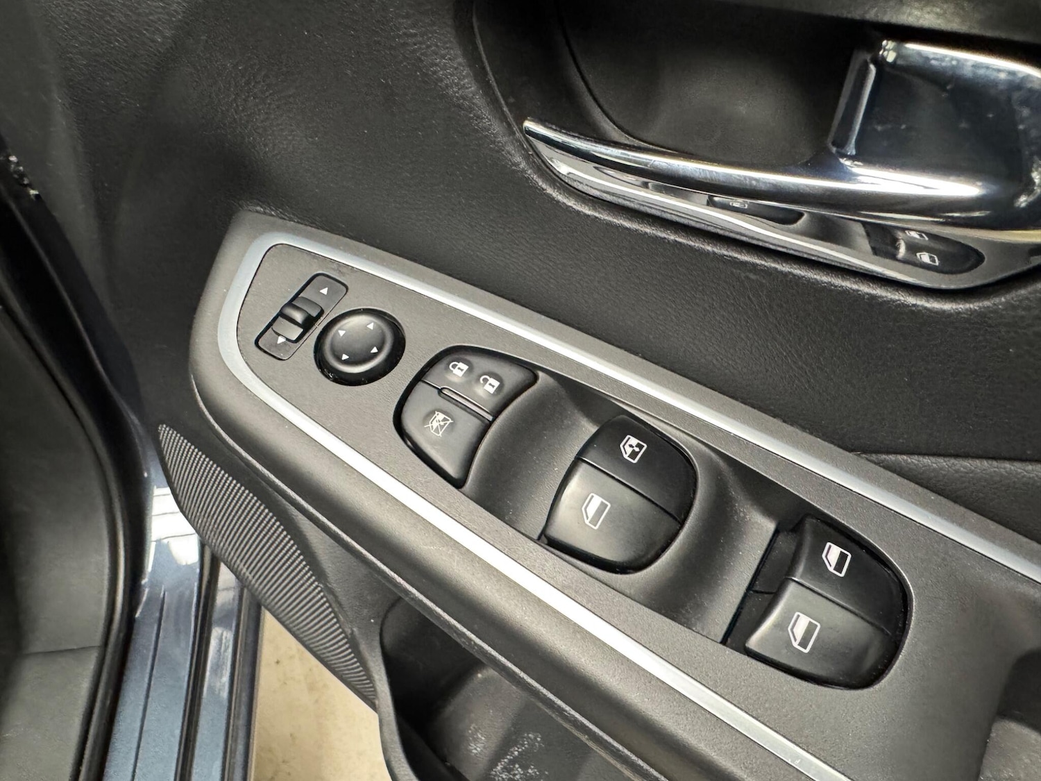 Used Nissan Micra for sale - 78136000: Photo 12