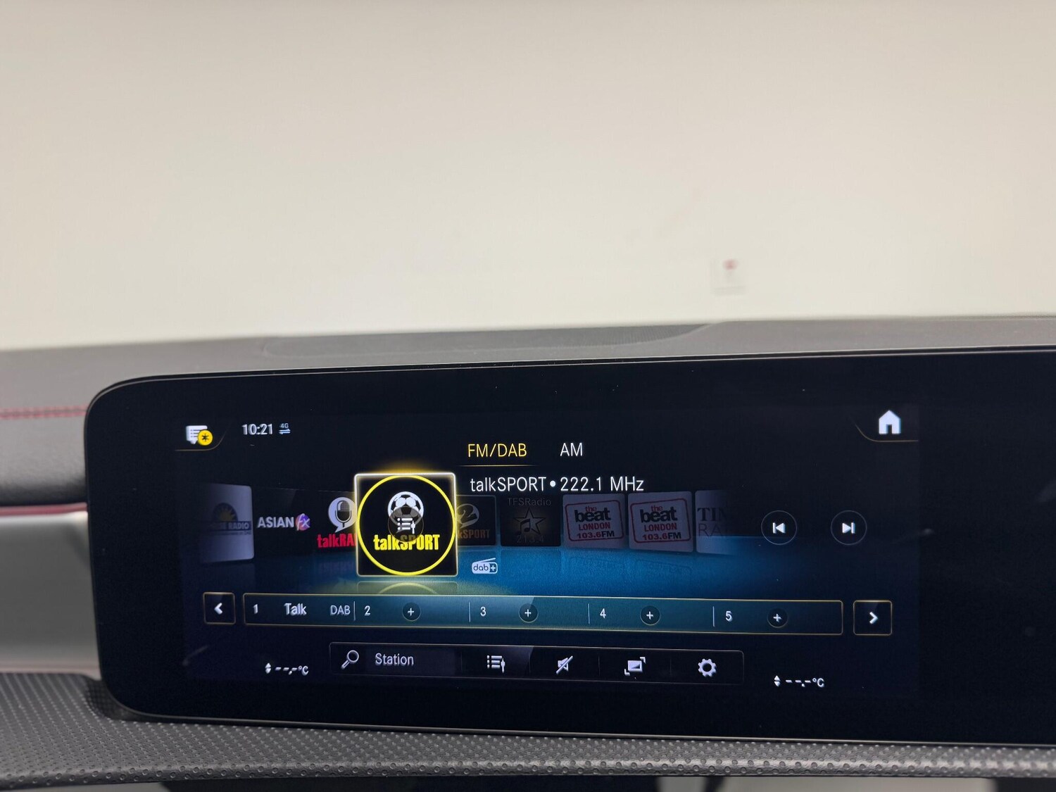 Used Mercedes-Benz CLA for sale - 77924917: Photo 17