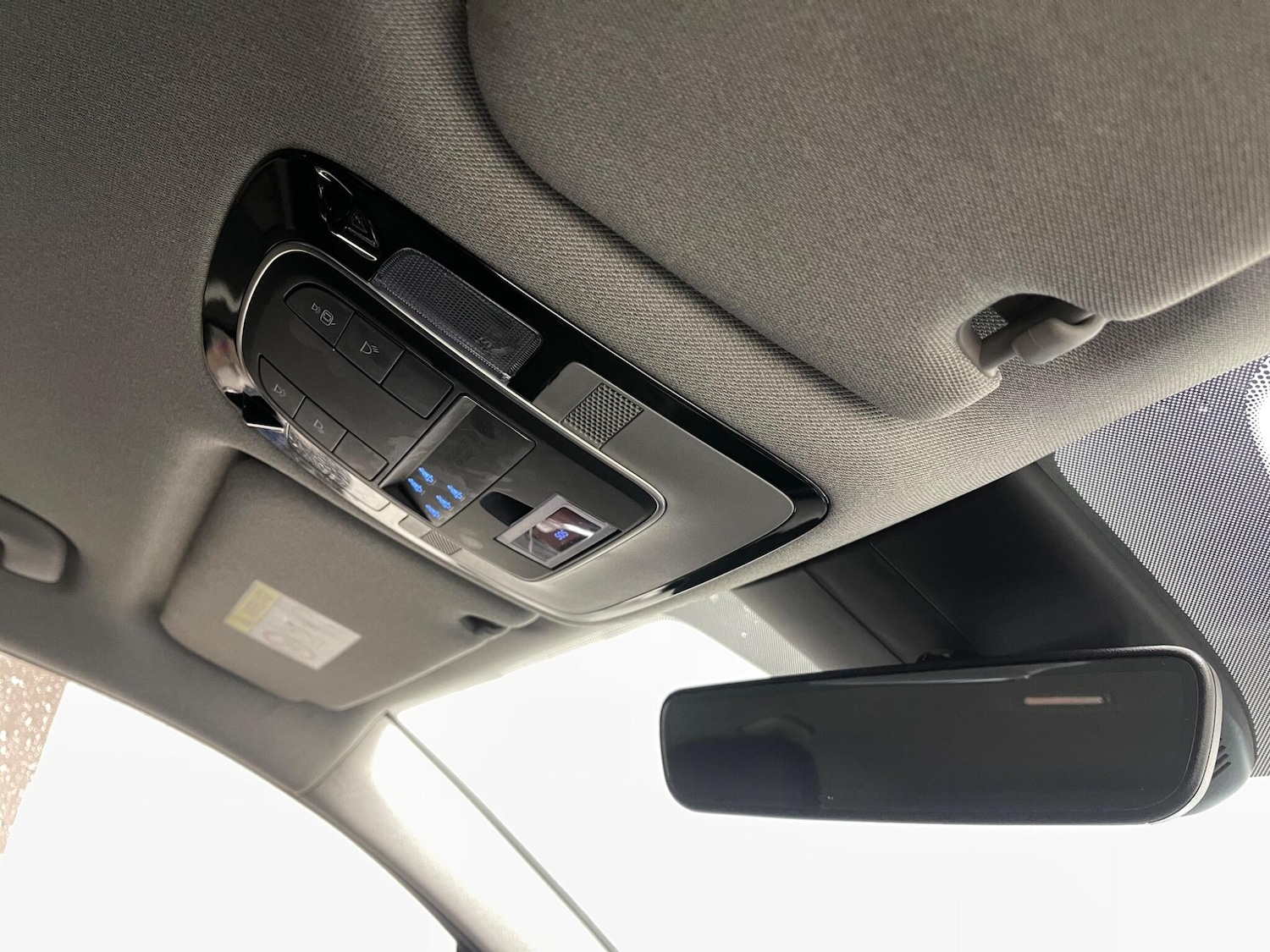 Used Hyundai Santa Fe 2023 for sale - 77131066: Photo 17