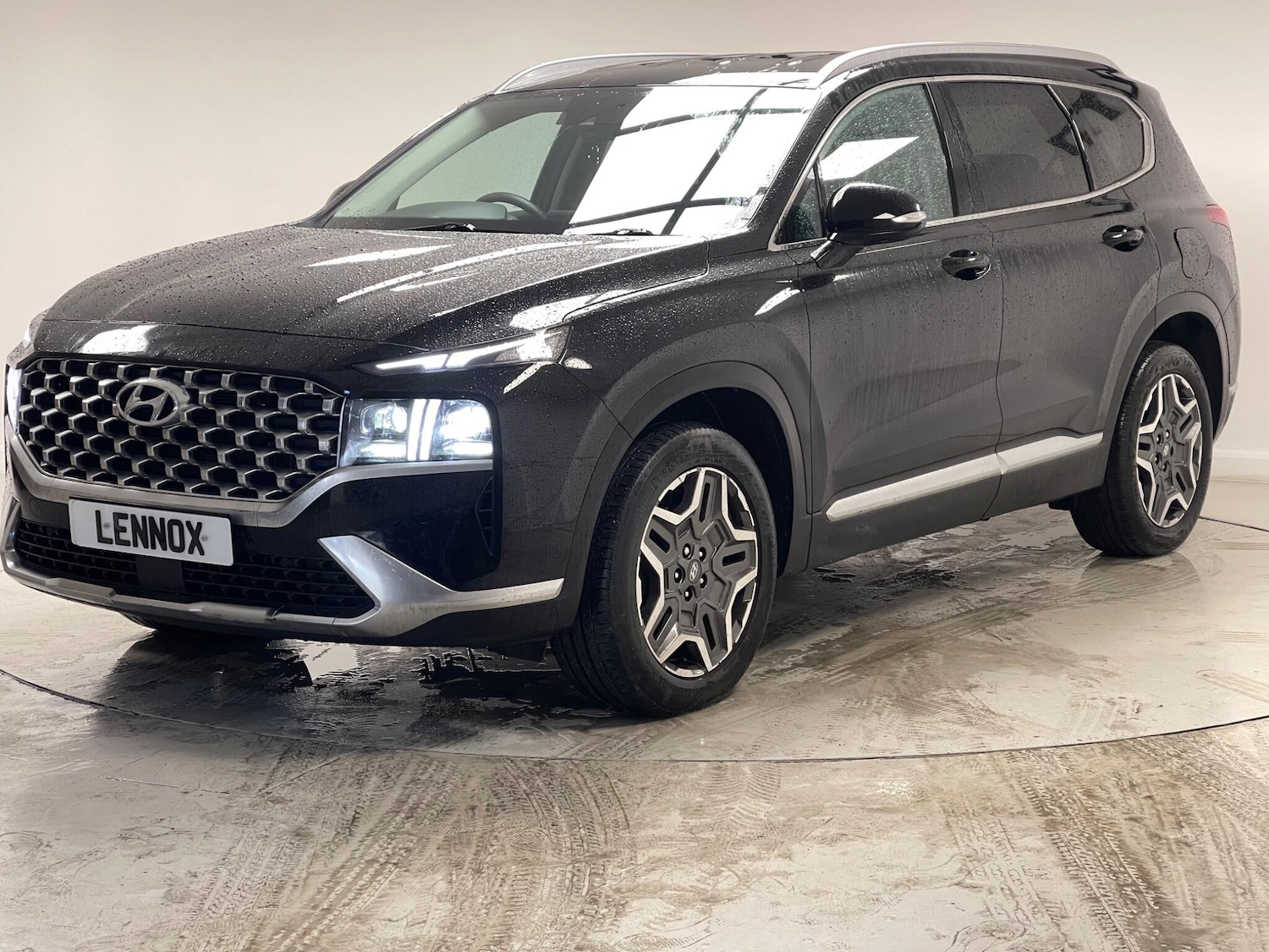 Used Hyundai Santa Fe 2023 for sale - 77131066: Photo 3